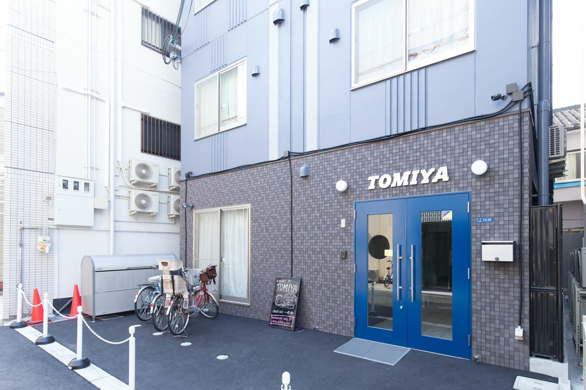 Tomiya Aparthotel Osaka Exterior photo